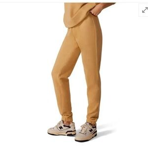 Favorite Daughter joggers, size S